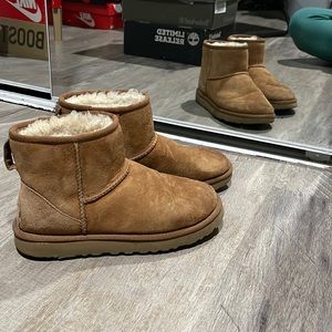 Chestnut brown UGG